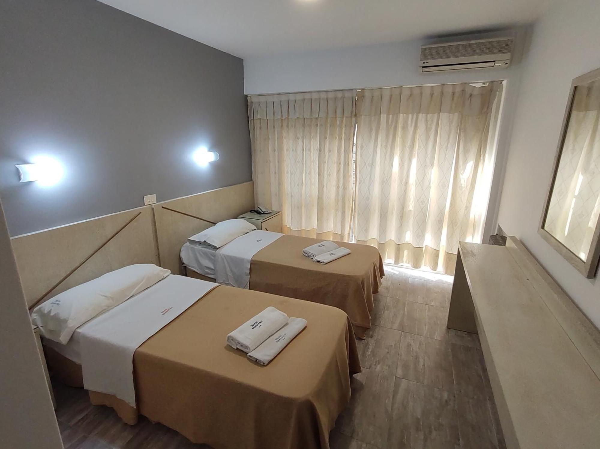 Adm Ayamitre Hotel Buenos Aires Bagian luar foto
